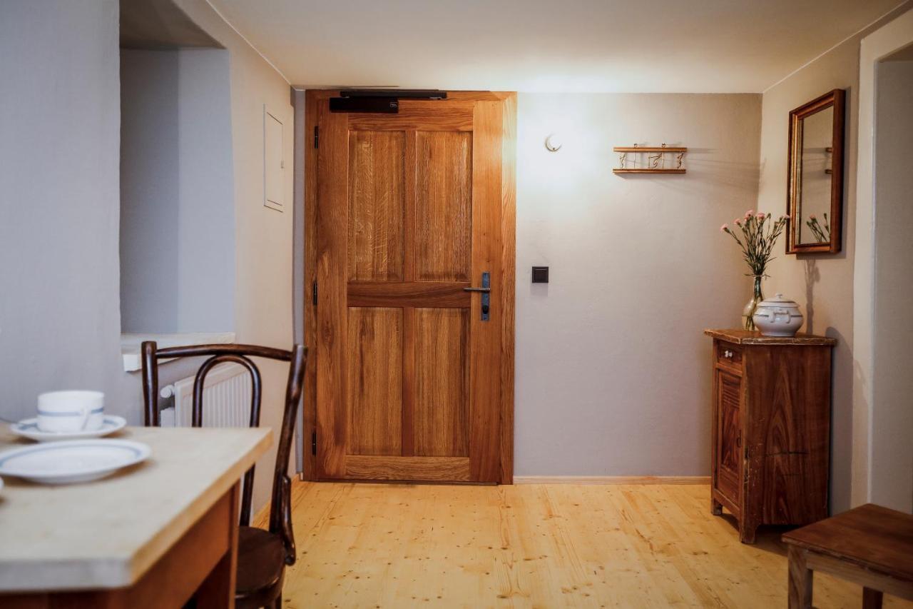 Clara Erdgeschosswohnung Im Juedischen Viertel Hohenems Exterior foto